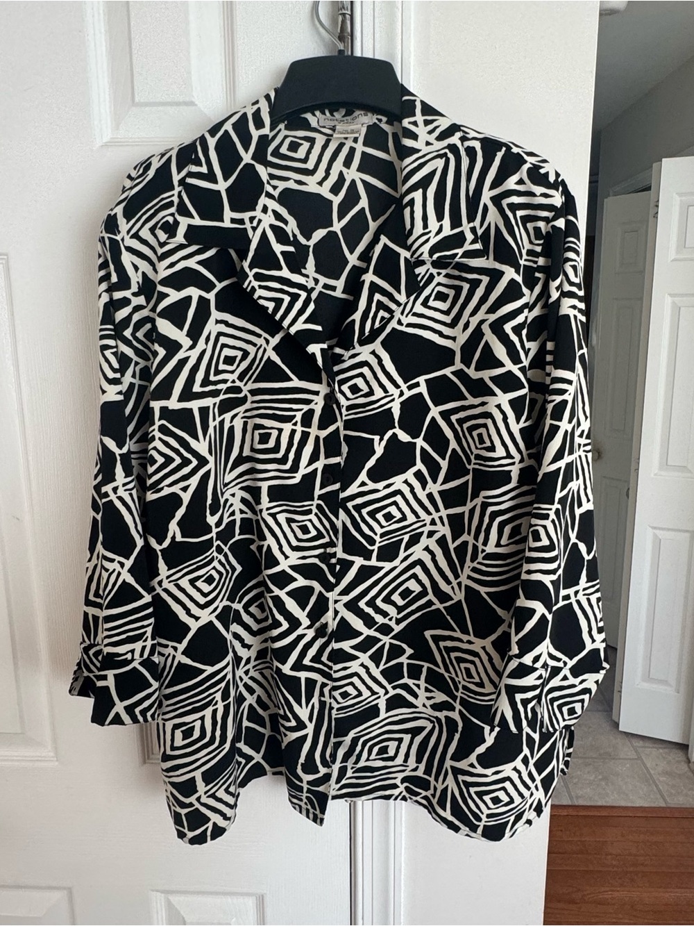 Notations Woman Vintage Geometric Shirt Jacket Top 1X Black White Shoulder Pads - Picture 2 of 13